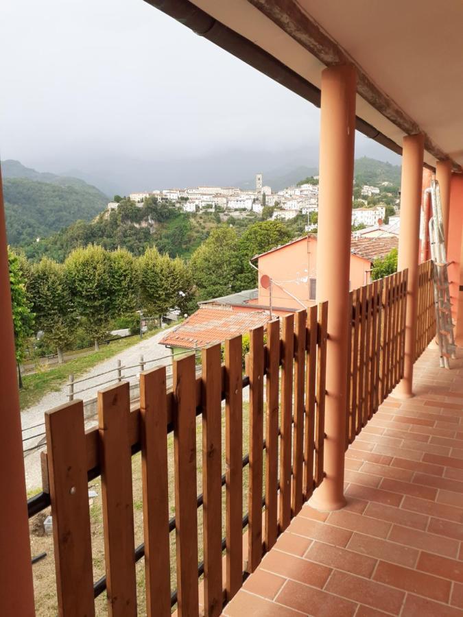 Dipendenza Del Grillo Bilocale Familiare Coreglia Antelminelli Exteriör bild
